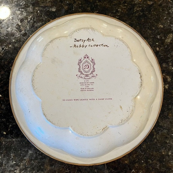 Daher England Tin Decorated Ware - Vintage 1971 - Beautiful Fall Colors - Picture 9 of 12